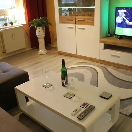 Deichstube 아파트 Schweiburg